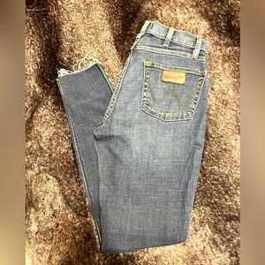 Wrangler High Rise Skinnies